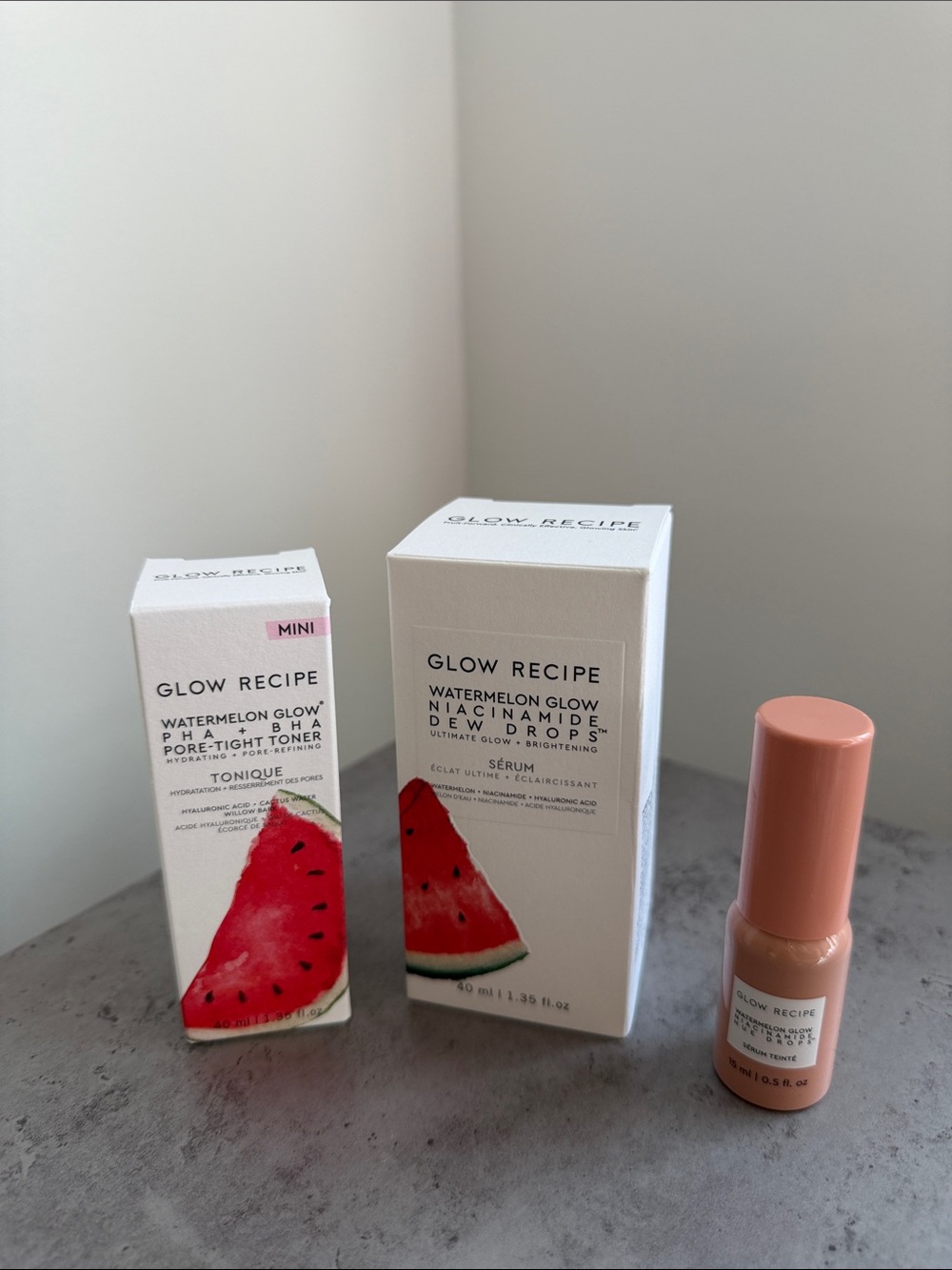 Glow Recipe Watermelon Glow Dew Drops Primer with Pink Cap